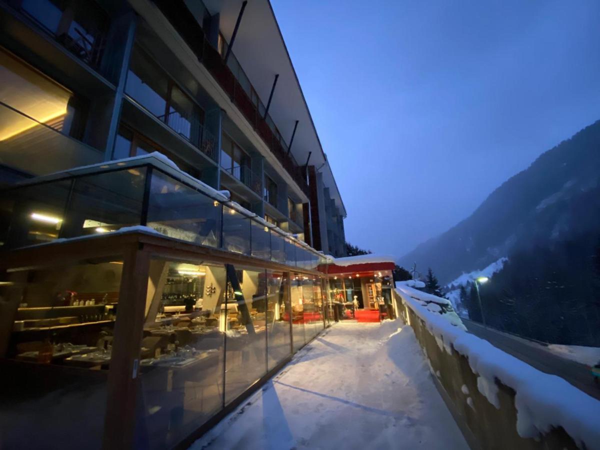 "Quality Hosts Arlberg" Hotel Lux Alpinae Sankt Anton am Arlberg Exteriör bild